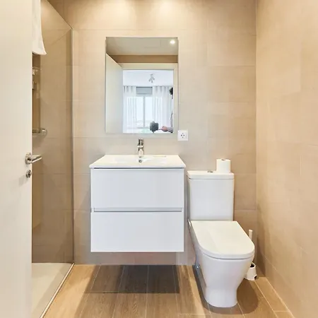 Marina Real Iii Penthouse - By Welcomely Appartement